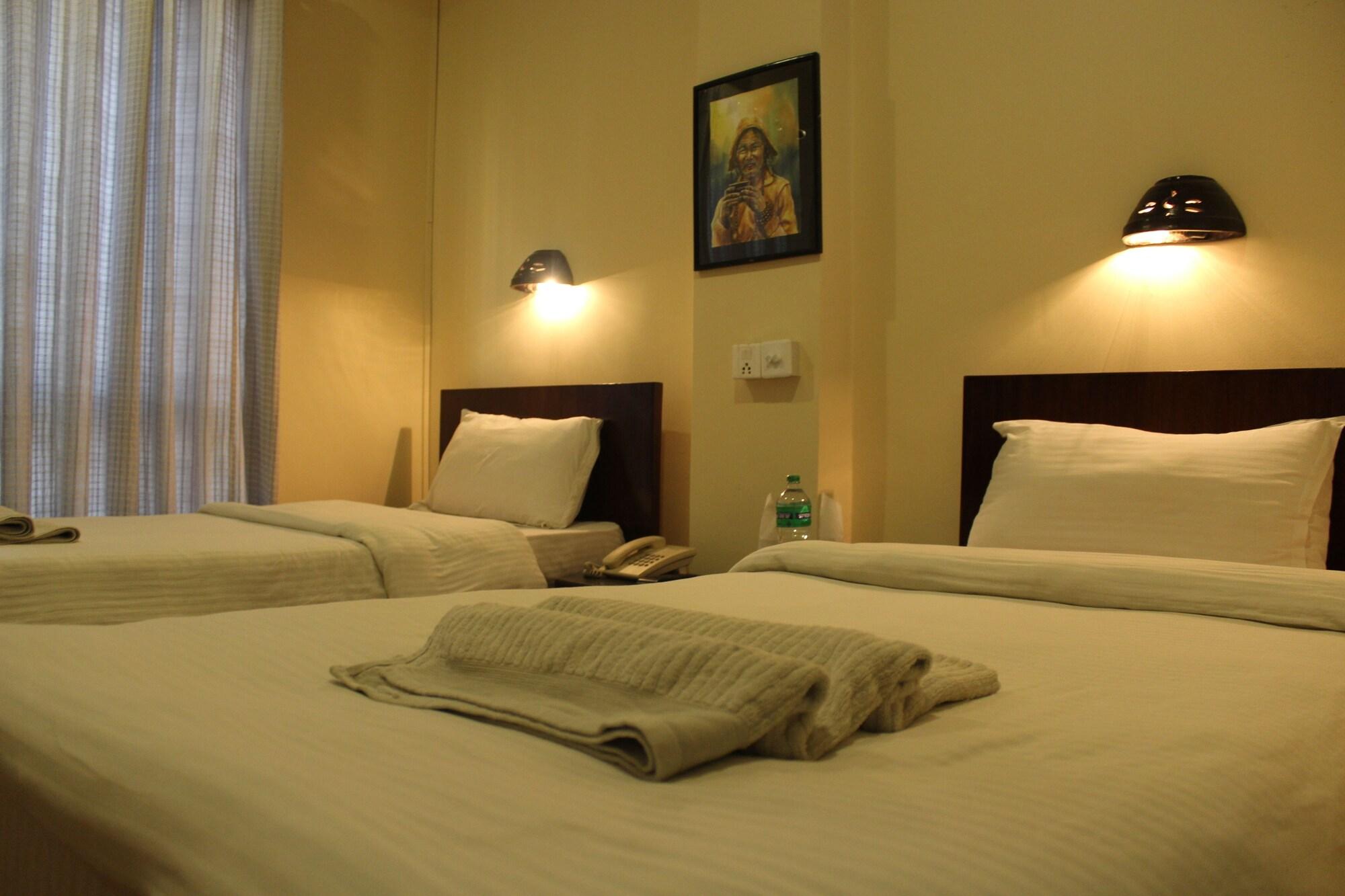 Hotel Buddha Land Катманду Экстерьер фото