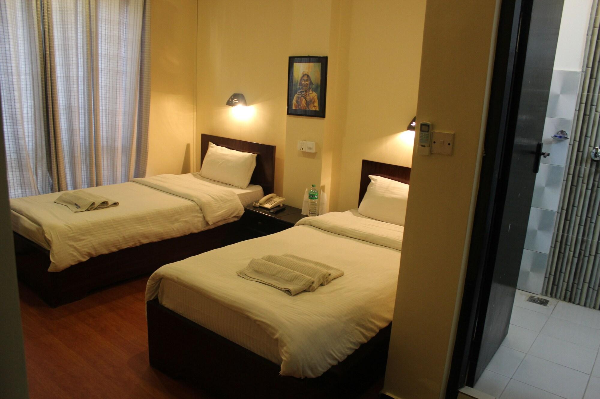 Hotel Buddha Land Катманду Экстерьер фото