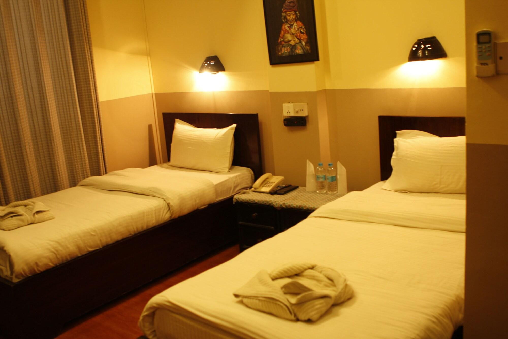 Hotel Buddha Land Катманду Экстерьер фото