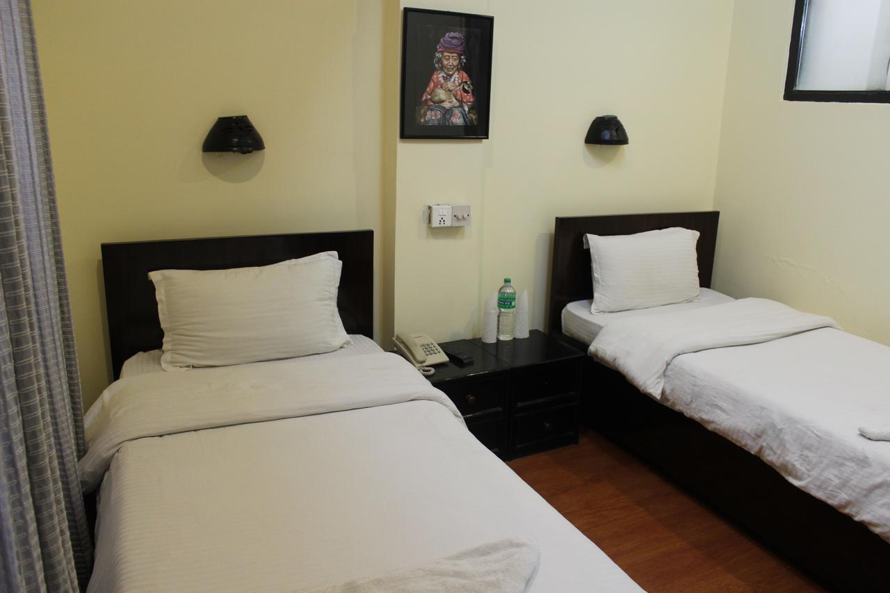 Hotel Buddha Land Катманду Экстерьер фото